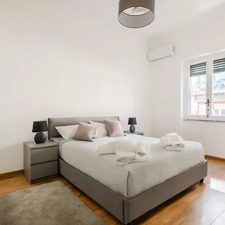 Elegance And Exclusivity For 4 People - B